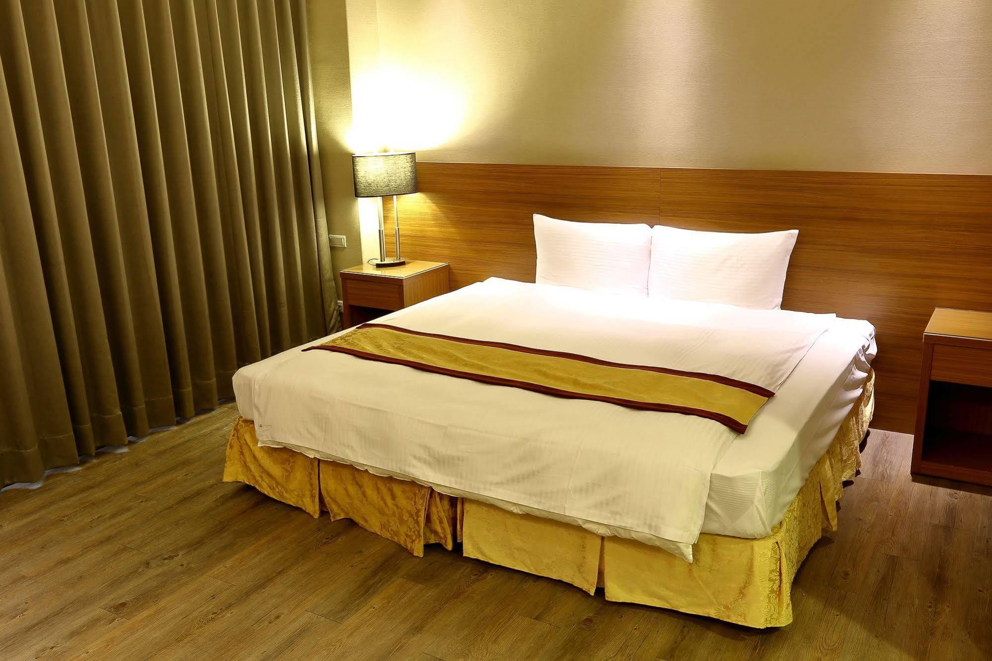 ซานไคกาน โฮเต็ล Hotel Puzi ภายนอก รูปภาพ